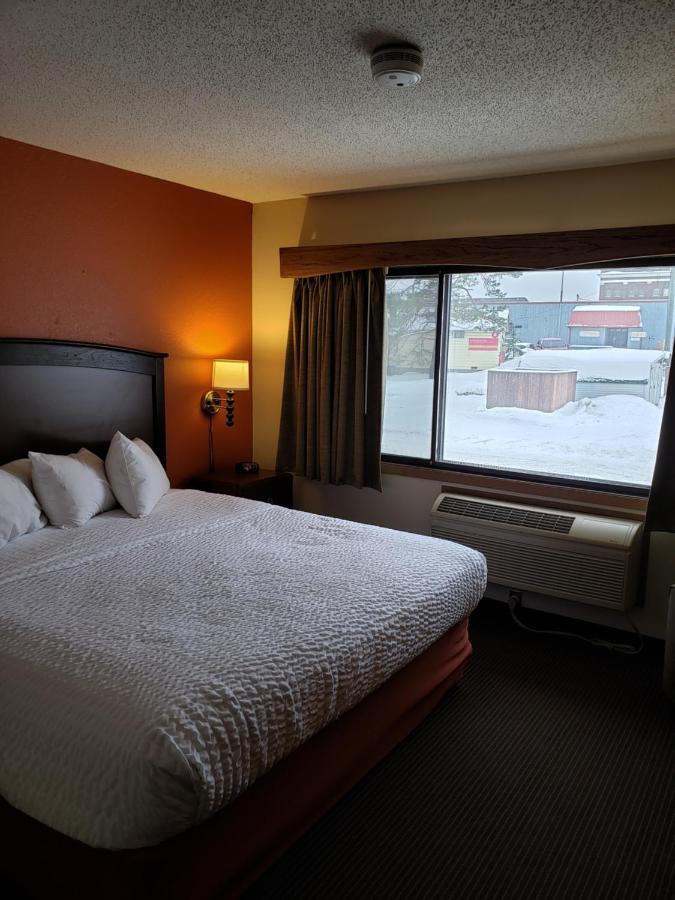 Americinn By Wyndham Iron River Exterior foto